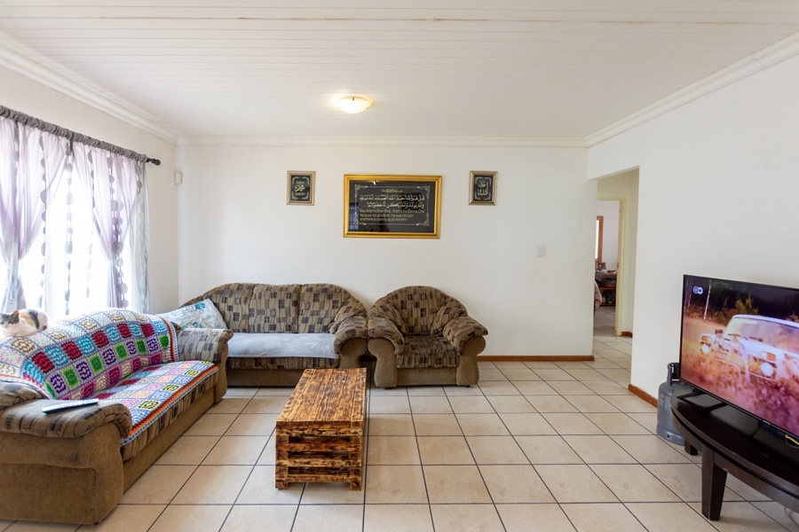 3 Bedroom Property for Sale in Laaiplek Western Cape